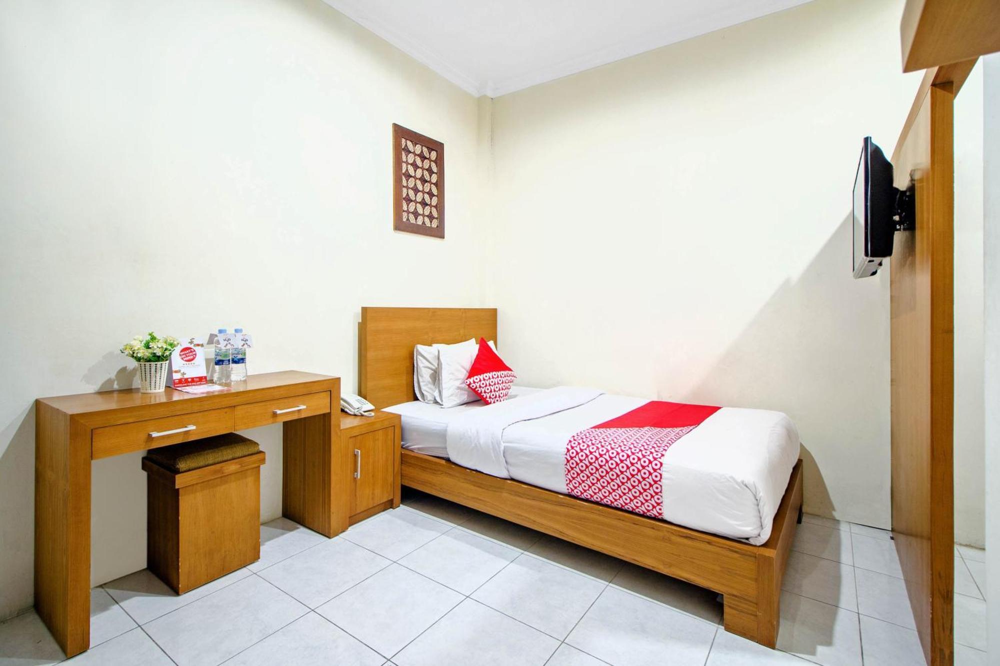 Hotel Super Oyo 250 De'Gadri Ndalem Jarakan Exterior foto