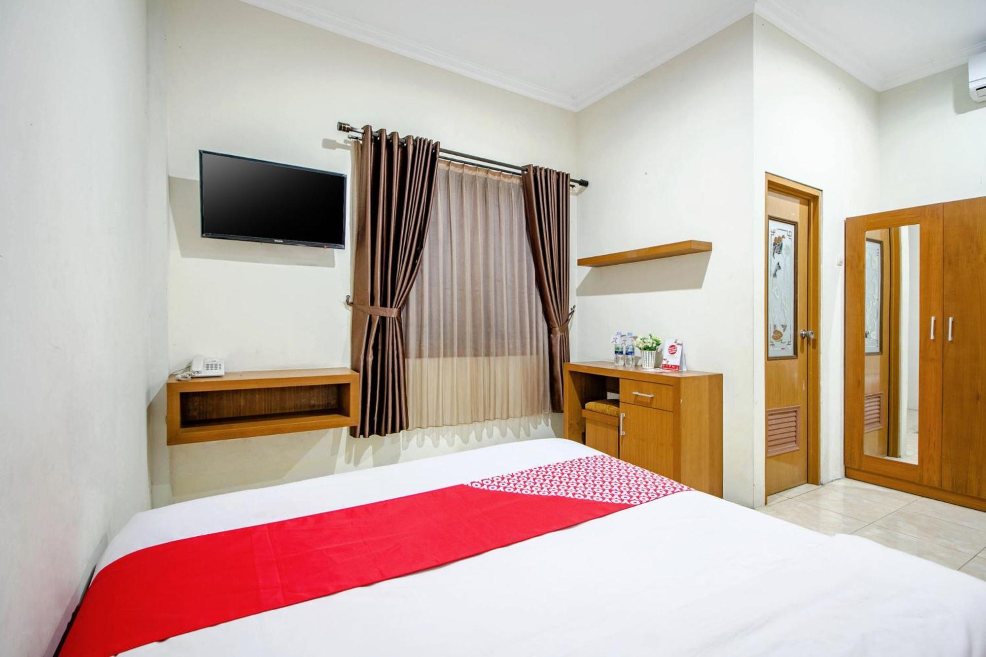 Hotel Super Oyo 250 De'Gadri Ndalem Jarakan Exterior foto