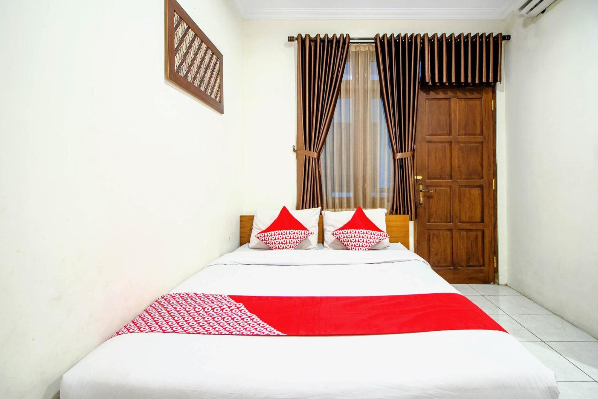 Hotel Super Oyo 250 De'Gadri Ndalem Jarakan Exterior foto